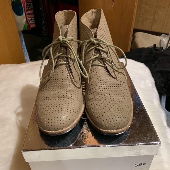 Matiko Leather Perforated Wedge lace up bo… - Picture 6 of 7